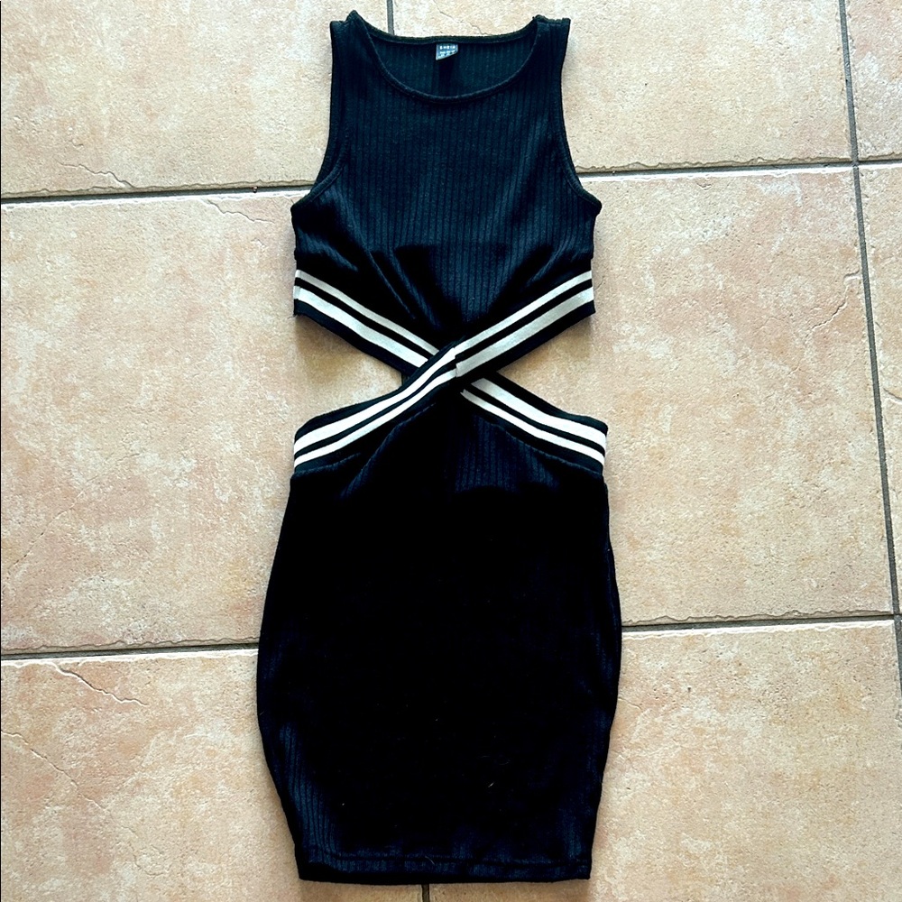 SHEIN Black and White Cut-Out Backless Dress